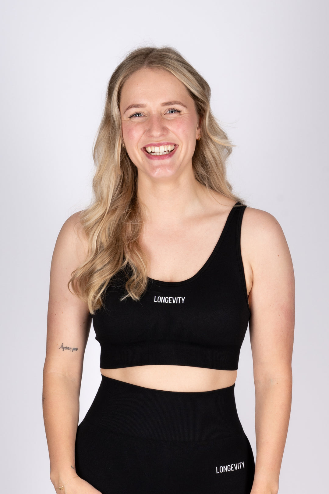 Basic Black Sports Bra - Longevitywear