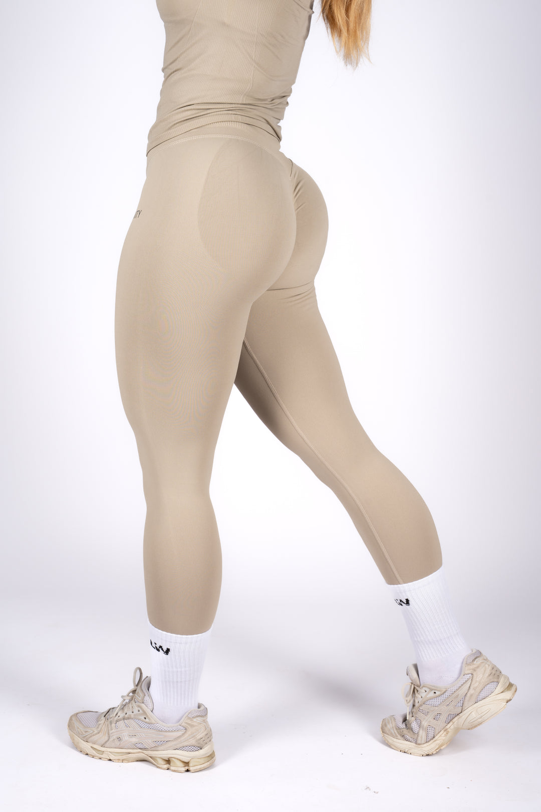 soft ivory leggings flattering side profile