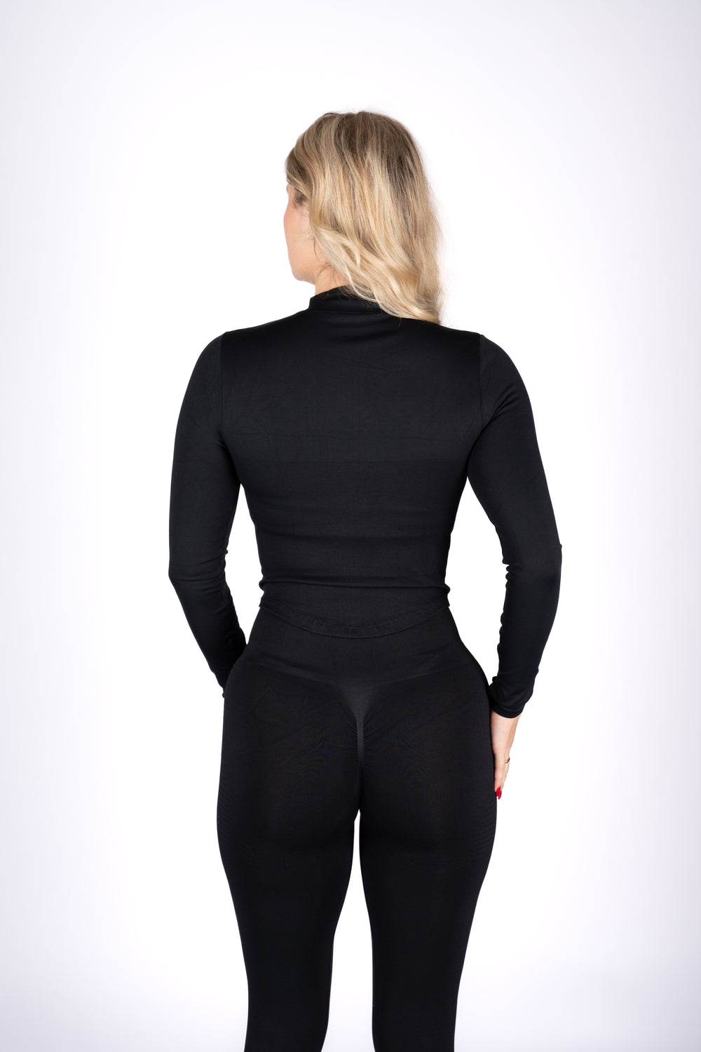 Black sculpting women’s activewear jacket full zi